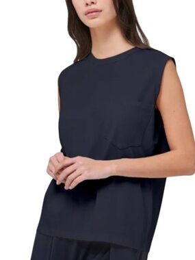 NWT Demylee Debby T-Shirt Sleeveless Top in Navy Blue Sz XS